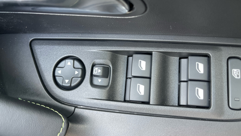 Peugeot 2008 1.2 Hybrid 136 GT 5dr e-DSC6 Petrol Estate